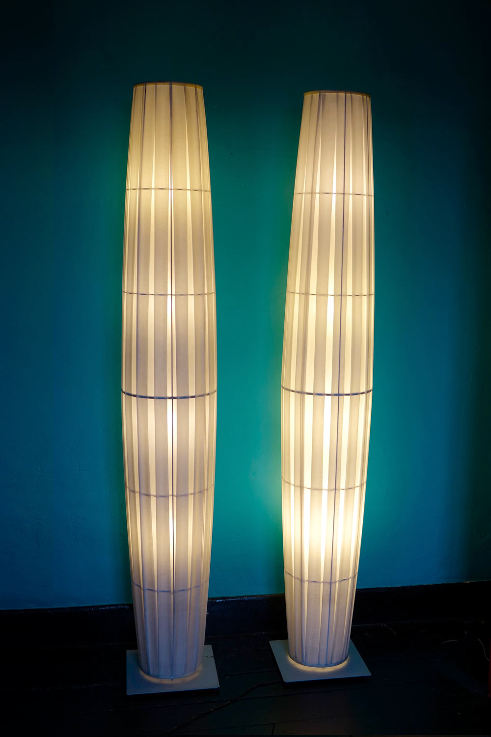 Colonne H 161 Floor Lamp